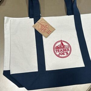 Trader joes reusable tote bag